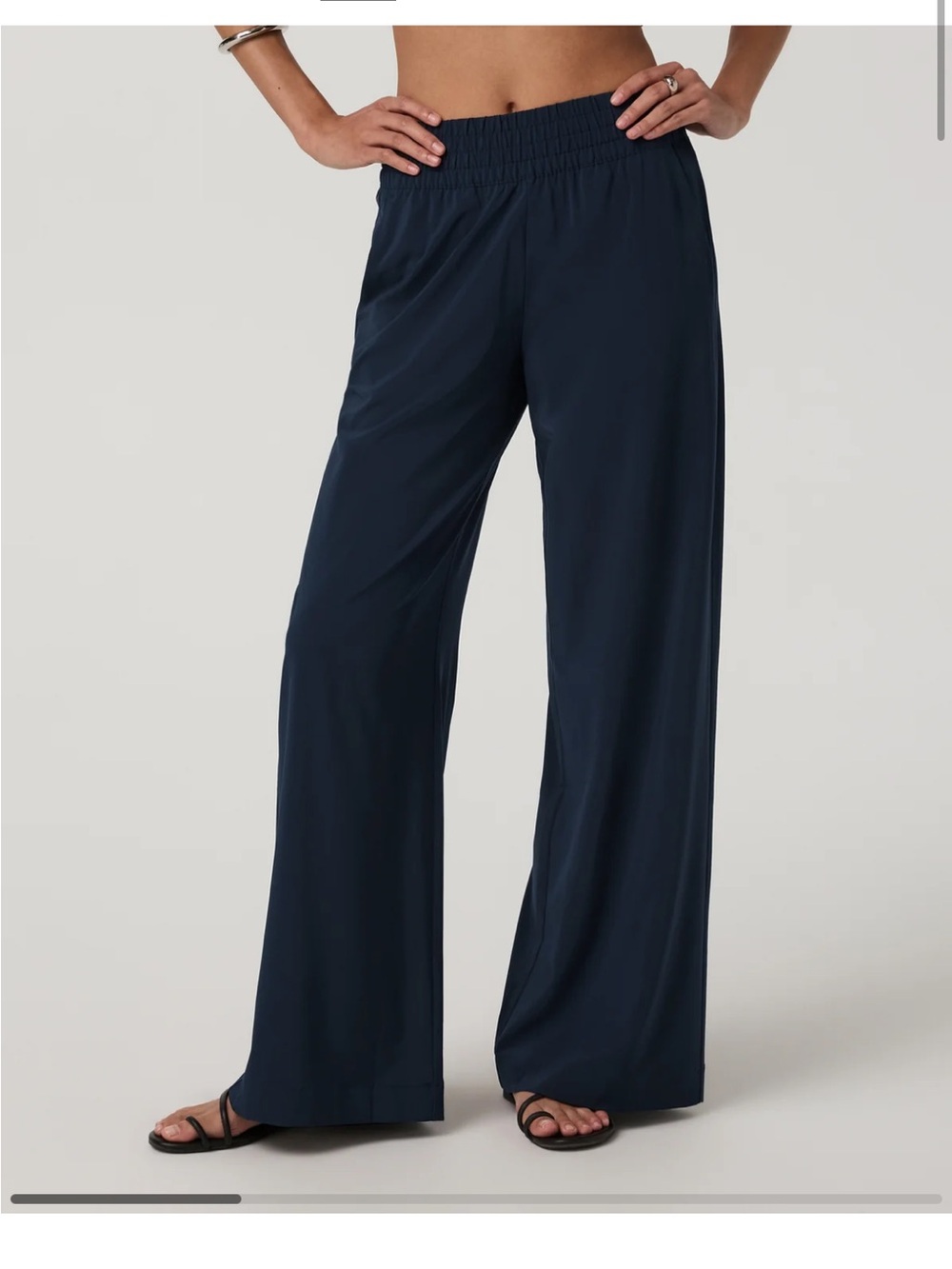 NWT Vuori Villa Wide Leg - Long Pant in Ink